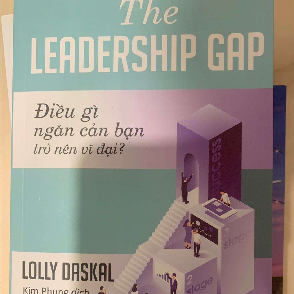 Giá tốt, giao hàng nhanh, nội dung thì phù hợp tuỳ đối tượng