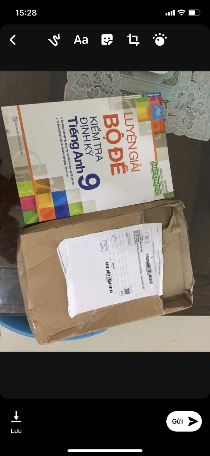 Đặt hàng quyển "365 chuyện kể hàng đêm - Mùa đông" sao lại giao sách "Luyện giải bộ đề kiểm tra định kỳ tiếng anh 9"