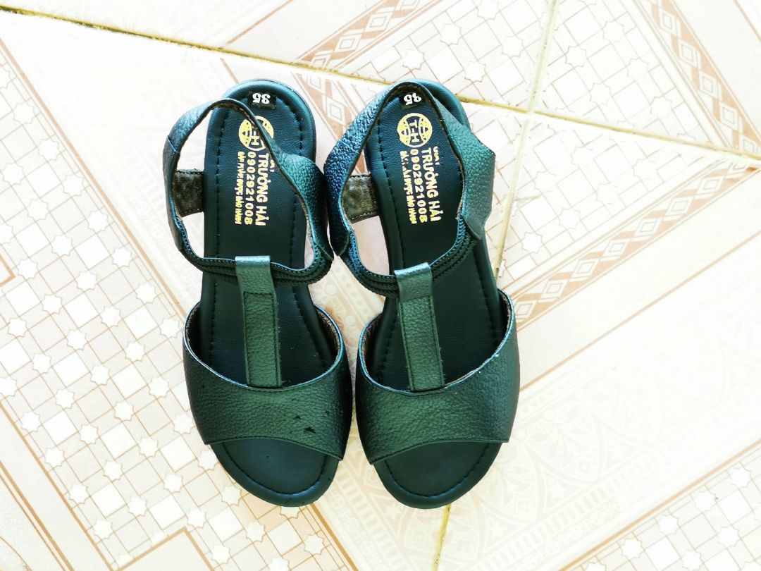 Mang rất nhẹ, vừa chân, gọn gàng, tiện lợi..