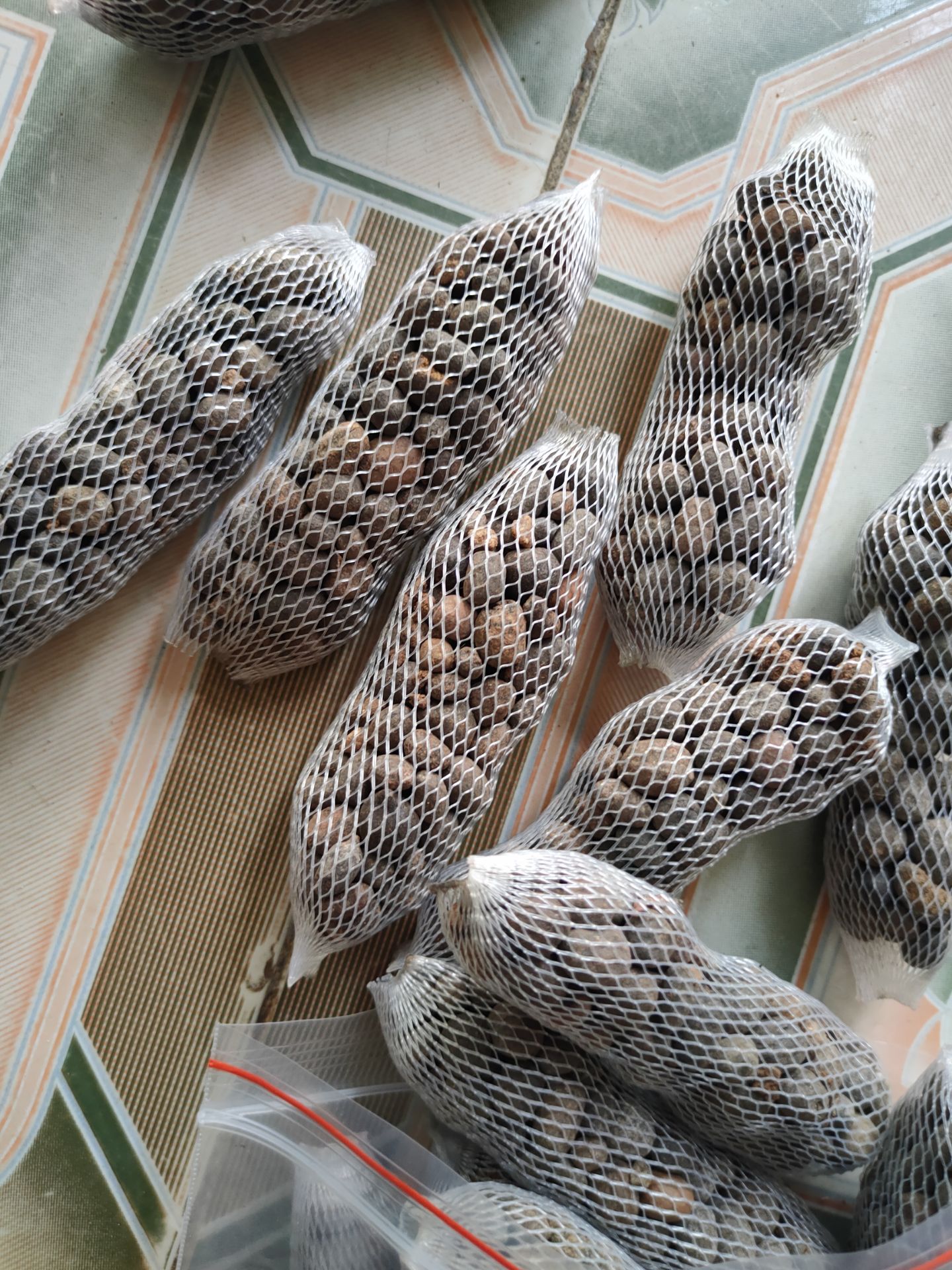 đủ số lượng, giao hàng nhanh