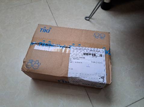 Đầy đủ pk, giao nhanh hơn dự kiến
Nhưng mà gói hành lại không ổn chút nào, t mua 2q đb, cái std nó để quyển khác đè lên, cũng may là k bị gãy std.