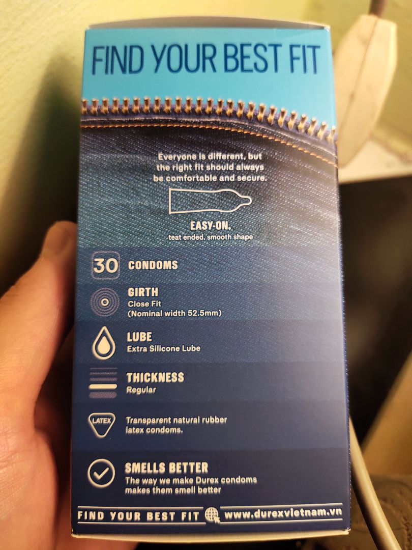 Hàng chính hãng chất lượng. Mình mua lúc sales nên giá cả khá phải chăng. Hộp 30 bao dư xăng mà xài dần dần :">