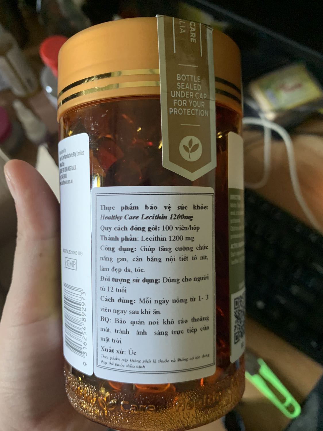 Đóng gói cẩn thận, chống sốc chắc chắn 
Hộp khá to so với tưởng tượng, check được mã, hạn đến 2035 
Hi vọng dùng hợp với mình, mình năm nay 25t, uống lần đầu