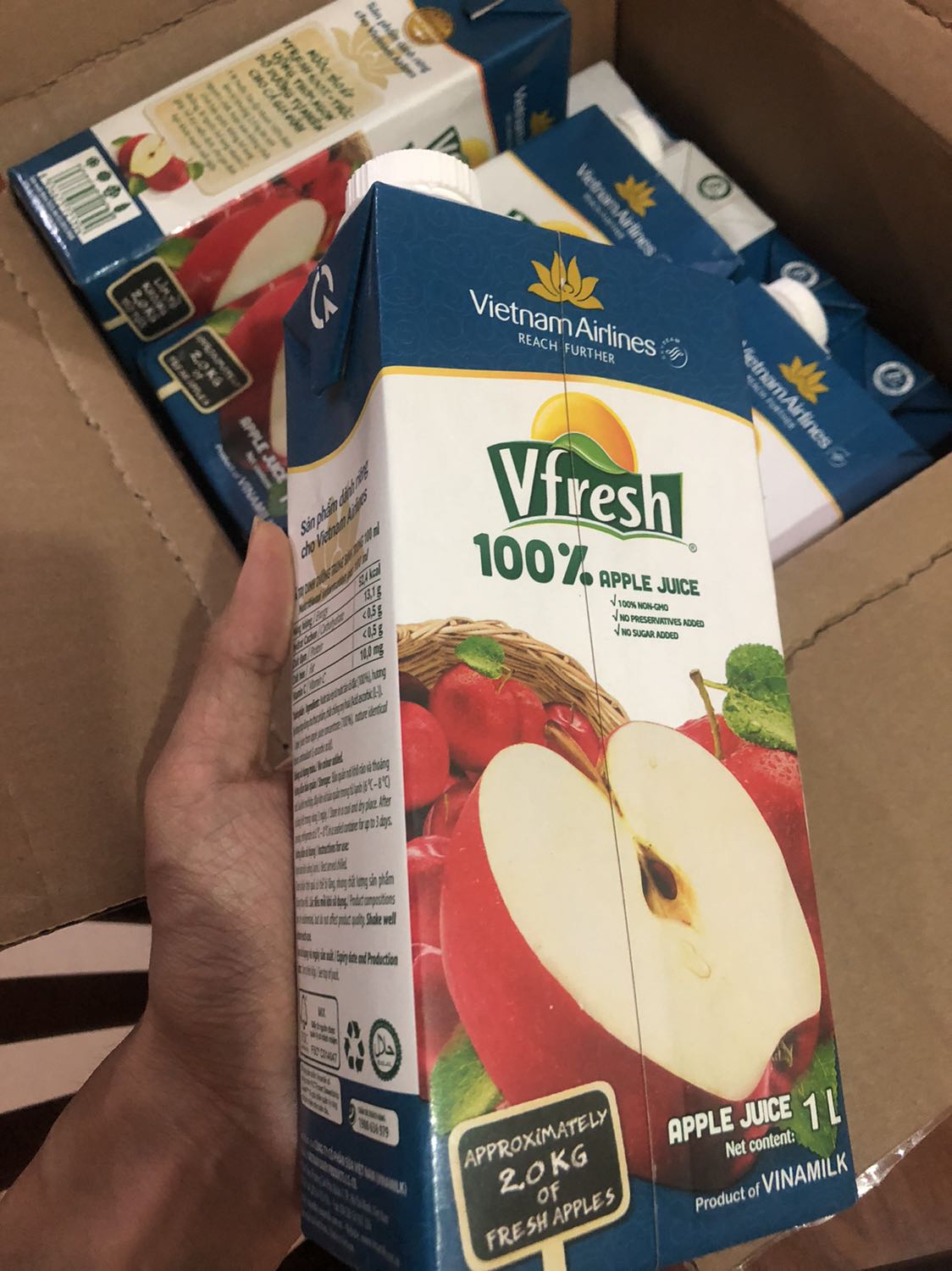 Sản phẩm đúng mô tả,mua ngay lúc khuyến mãi được tặng thêm quà, tiki giao hàng nhanh