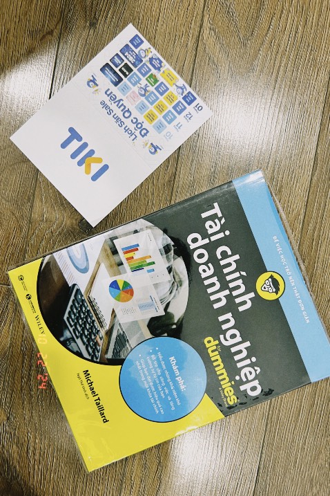 Sách xịn, bao bọc đóng gói kĩ, giao nhanh. Mà được
Bookcare miễn phí nữa