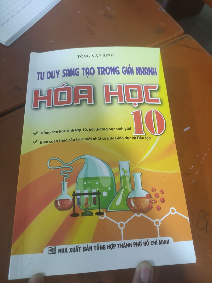 sách rất hay và chi tiết, thích hợp cho các em học sinh tự ôn và tham khảo