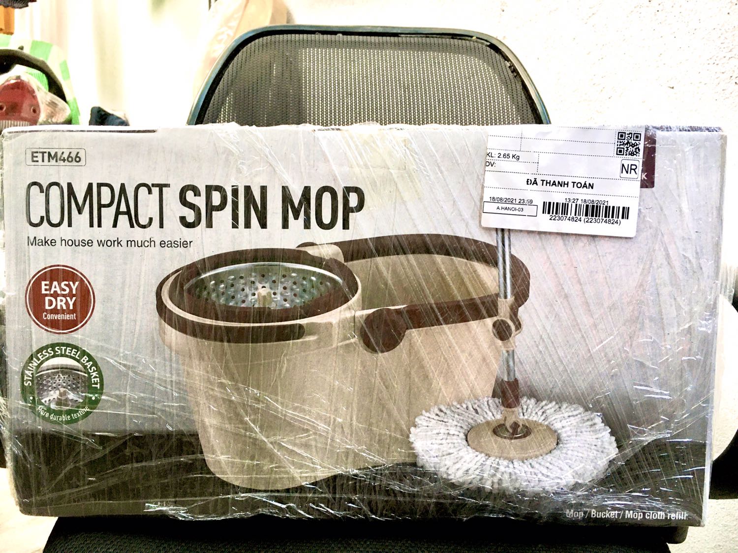 Hàng về chất lượng rất hài lòng. Hàng chắc chắn, cứng cáp, nuột nà, đẹp mắt. Chất lượng bông lau sàn rất ưng ý, vắt nước khô sạch, lau nhà khô rất nhanh. Hàng gọn nhẹ giá cả hợp lý.