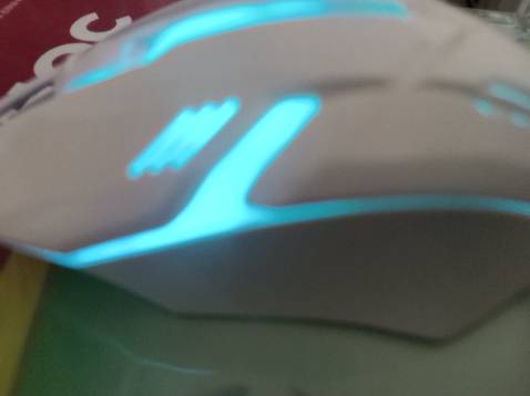 Gõ ok, dùng ổn nhma màu trắng nhìn hơi cũ