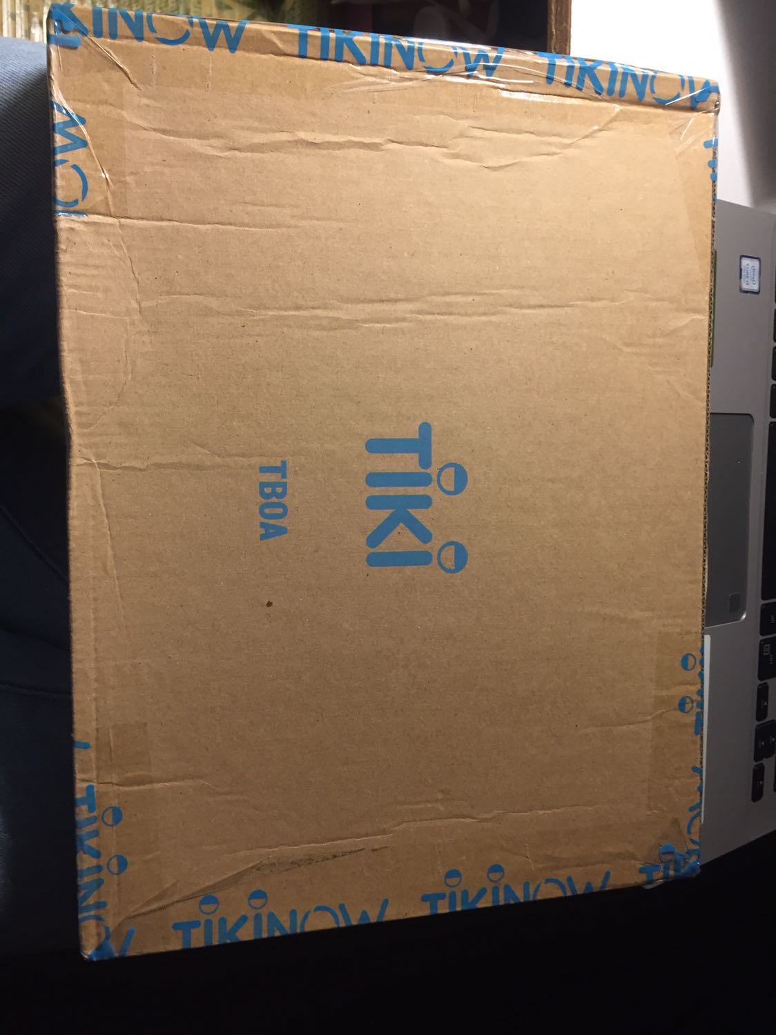 Tuyệt vời
Đây là món quà mình mua tặng bản thân trong tháng lương đầu tiên.
Nên là mk thấy rất là ưng, sách mới mà còn được bọc đôi với nhau luôn.