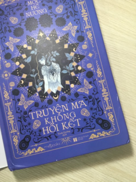 Truyện bị móp nặng, mở ra mình hết hồn luôn mà