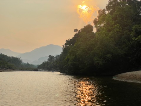 sách in ấn đẹp, đóng gói cẩn thận