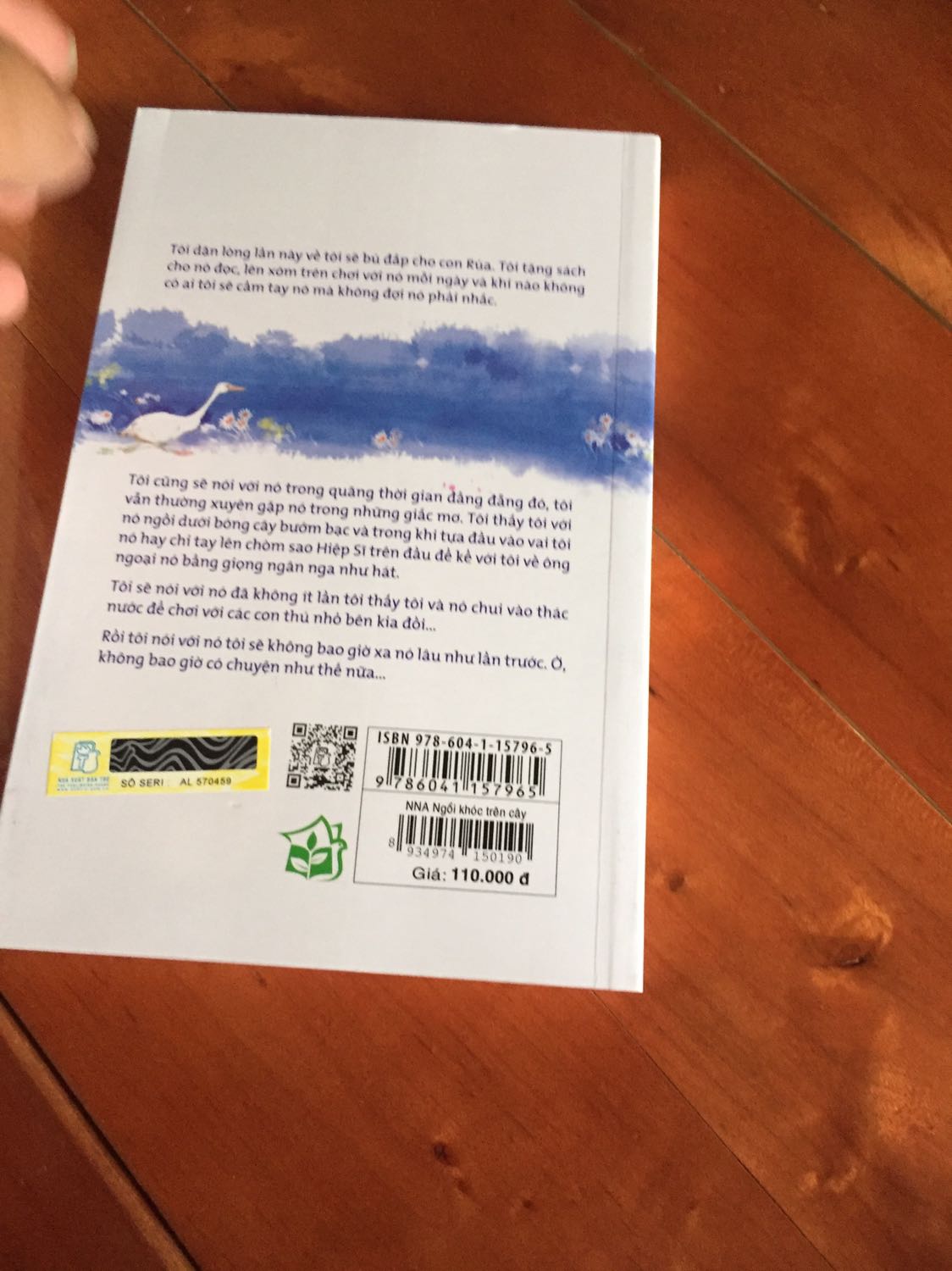 Sách mới lắm lunnnn mới cứng à, đọc hay lém mn iuuuu