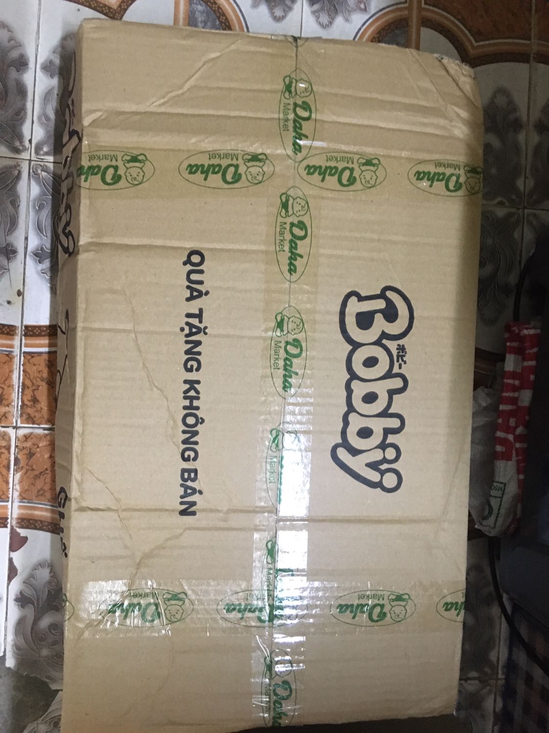 Đóng gói cẩn thận, quà tặng đẹp