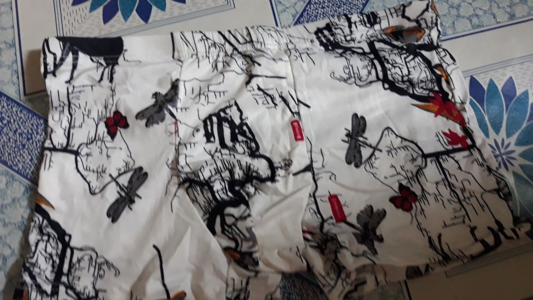 shop giao hàng không như đặt hàng
đặt sp size M mà giao size L làm vậy uy tín o đâu rồi có lòng tin nữa không khi đặt thêm sp tiếp