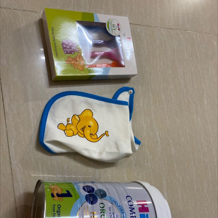 Shop giao hàng nhanh , bọc hàng cẩn thận