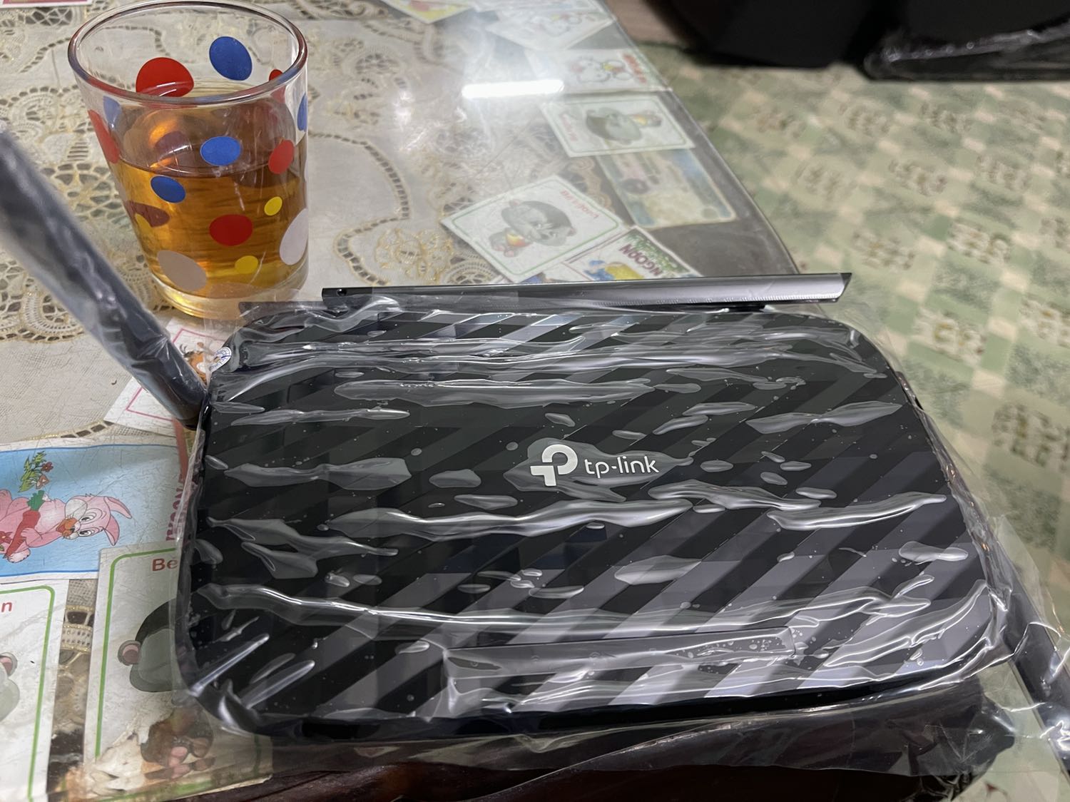 Hàng chất lượng tốt, ảnh chụp dùng tp link cũ và tplink mới. Thật ngạc nhiên! Ko biết có ảo ko?