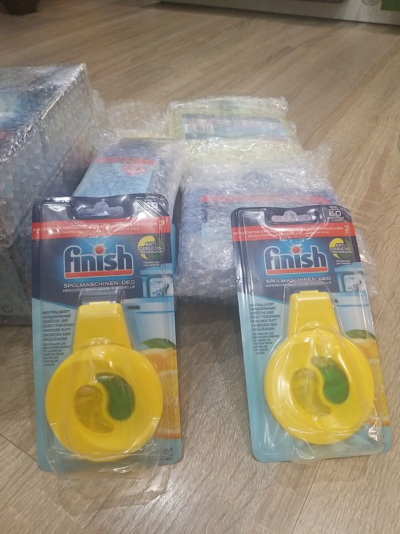 Ghi là combo 2 miếng, mình mua 2 combo nhưng chỉ giao có 2 miếng, nhờ tiki hỗ trợ giúp mình