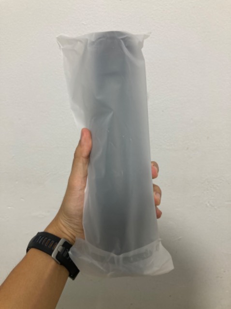 Cực kì đáng tiền luôn nha anh chị em!!! Bình bằng thuỷ tinh xịn quá đẹp, nhìn chắc chắn nữa, có tặng kèm theo dụng cụ lau chùi tiện lợi ghê!!!
Gói hàng cũng kỹ nữa.
Sản phẩm tốt, shop phục vụ tốt!