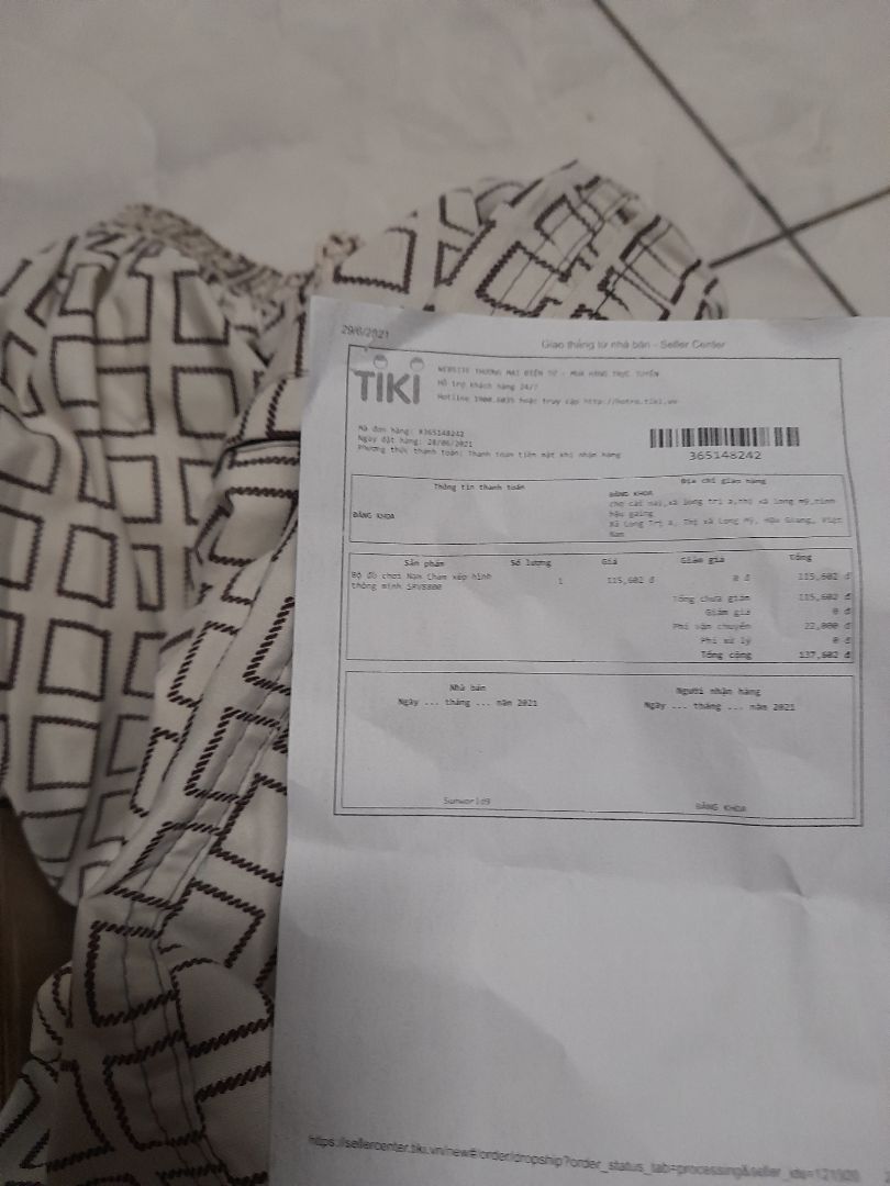 giao cái vì đây???  mua bộ đồ chơi ghép hình cho bé, tiki lại giao cái quần đàn ông.. làm ăn kiểu gì đây??   tiki tính sao đây???? giao cái vì đây???  mua bộ đồ chơi ghép hình cho bé, tiki lại giao cái quần đàn ông.. làm ăn kiểu gì đây??   tiki tính sao đây????