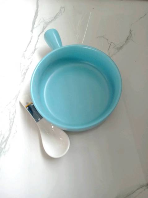 Giao hàng nhanh. Bát đẹp. Nhìn nhỏ nhỏ mà đựng đc rất nhìu. Nchung là thích