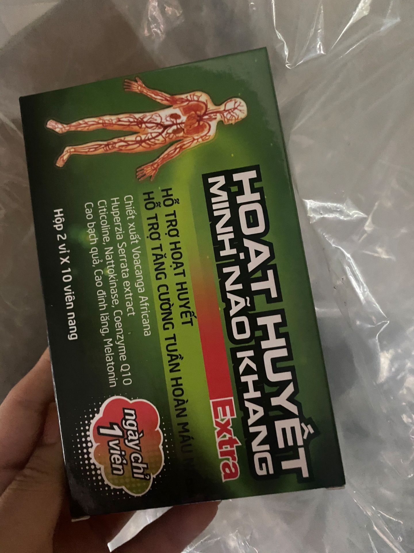 Shop giao hàng nhanh, đóng gói cẩn thận, rep tin nhắn khách nhanh và lịch sự. Hy vọng thuốc có hiệu quả. Trước mắt vẫn cho shop 5 sao, còn về chất lượng mình sẽ quay lại đánh gia sau