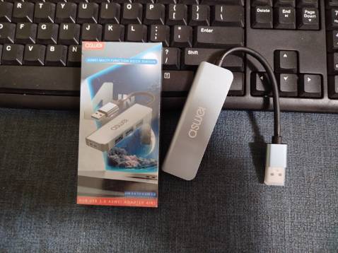 ✓ Hub USB 3.0 ASWEI 4in1: USB 3.0 To 4 USB 3.0 :
 •  Chất Lượng Vượt Trội: Vỏ nhôm tản nhiệt tốt, chắc chắn, mát.
 •  Kết Nối Ổn Định: Cổng USB chắc chắn, đảm bảo kết nối đáng tin cậy.
 •  Giao Hàng Nhanh Chóng: Nhận hàng nhanh chóng, chỉ trong vòng một ngày.
 •  Giá Cả Cạnh Tranh: Mua ba bộ chia USB ASWEI với giá ưu đãi.
 •  Thiết Kế Tiện Lợi: Kích thước nhỏ gọn, dễ dàng cầm nắm. Vỏ nhôm bền bỉ, bảo vệ khỏi va đập.
--> Bộ chia USB ASWEI được thiết kế với chất lượng cao tốt , kết nối ổn định và giao hàng nhanh chóng. Giá cả cạnh tranh và thiết kế tiện lợi. Sản phẩm nên dùng. ✓ Hub USB 3.0 ASWEI 4in1: USB 3.0 To 4 USB 3.0 :
 •  Chất Lượng Vượt Trội: Vỏ nhôm tản nhiệt tốt, chắc chắn, mát.
 •  Kết Nối Ổn Định: Cổng USB chắc chắn, đảm bảo kết nối đáng tin cậy.
 •  Giao Hàng Nhanh Chóng: Nhận hàng nhanh chóng, chỉ trong vòng một ngày.
 •  Giá Cả Cạnh Tranh: Mua ba bộ chia USB ASWEI với giá ưu đãi.
 •  Thiết Kế Tiện Lợi: Kích thước nhỏ gọn, dễ dàng cầm nắm. Vỏ nhôm bền bỉ, bảo vệ khỏi va đập.
--> Bộ chia USB ASWEI được thiết kế với chất lượng cao tốt , kết nối ổn định và giao hàng nhanh chóng. Giá cả cạnh tranh và thiết kế tiện lợi. Sản phẩm nên dùng.