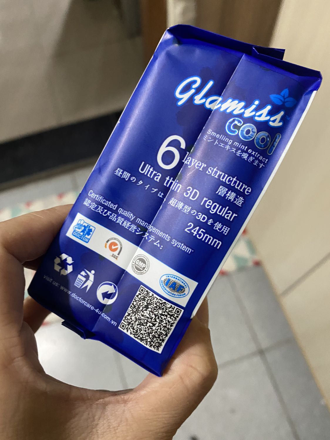 Mua bvs hàng ngày thì lại giao loại dùng ban ngày có cánh