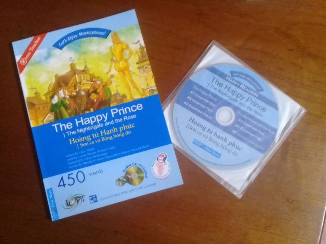 Ổn, còn có thêm cái vòng tròn kết nối robot gì đó cơ mà em không biết dùng QwQ, tập nào cũng được bao giấy kiếng ở ngoài nên trong mới tinh, có bọc đựng CD đàng hoàng, có điều lúc em mua có để First new tặng sách nói nhưng hàng về thì không thấy gì cả, tận 2 đơn luôn. Thêm cái nữa là mọi người có thể cho em hỏi để nghe CD thì dùng máy gì không ạ, vì em mua dạng này lần đầu nên không biết mua CD player nào để luyện nghe.