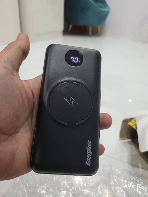 hộp hơi móp do vận chuyển. đóng gói cẩn thận. mọi chức năng từ sạc dây đến ko dây đều ổn. chất lượng thì thời gian sẽ trả lời.