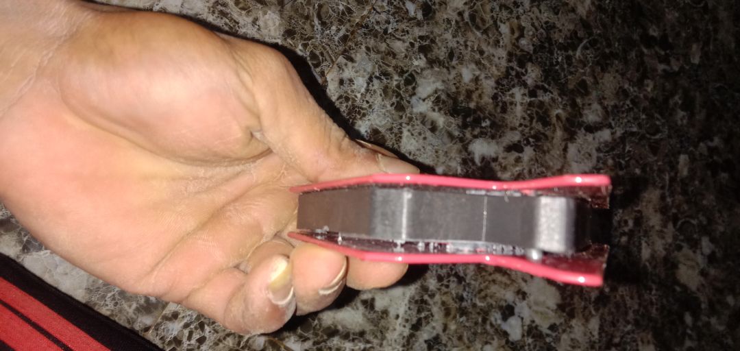 1 cái bị lỗi mong sop kiểm tra kĩ trước khi giao