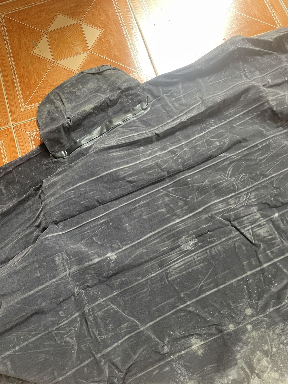 hàng giom moi ngươi ạ.tin tương kg kiêm hang nhưng dở tệ.đóng gói toàn cát *** hàng móc meo.như dẻ rách.do bơm kg có chui cấm dở tệ.