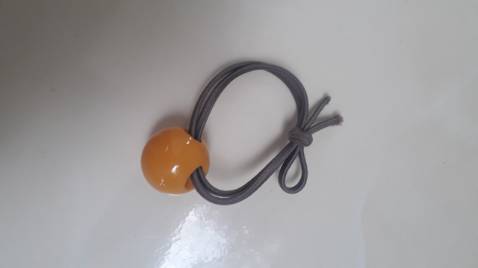 dây buộc tóc NASI đẹp lắm nha, giá rẻ, giao hàng nhanh, gói hàng cẩn thận. Tuyệt vời!