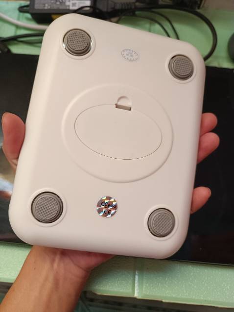 Thiết kế đẹp, độ chính xác ..., ổn định, hi vọng sẽ lâu dài.