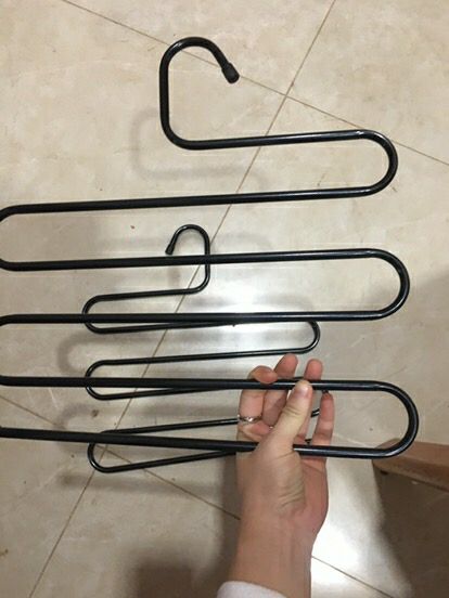 Giao hàng nhanh, đóng gói cẩn thận, móc treo dày dặn, có nhiều ngăn để treo áo, rất tiện Giao hàng nhanh, đóng gói cẩn thận, móc treo dày dặn, có nhiều ngăn để treo áo, rất tiện