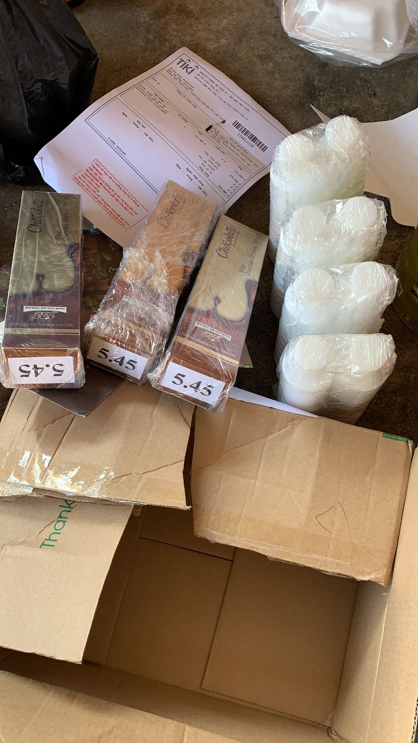 minh mua 4 tuyp ma shop giao 3 tuyp quá troi oxy ạ shop. shop coi lại dùm em minh mua 4 tuyp ma shop giao 3 tuyp quá troi oxy ạ shop. shop coi lại dùm em