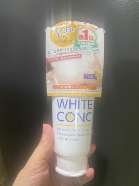 Sản phẩm giao nhanh
Đóng gói cẩn thận 
Mùi thơm dịu
Trước dùng sp sữa tắm loại này rồi, giờ mua thêm tẩy da chết