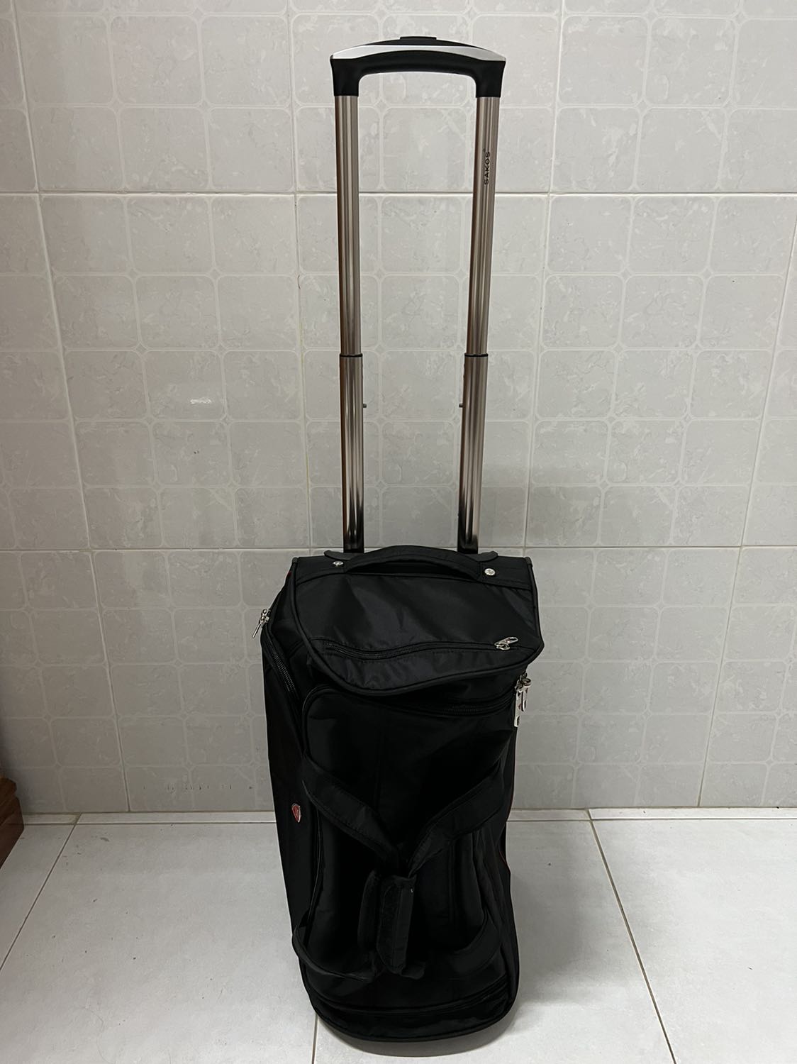 Sản phẩm đẹp, cứng cáp, thích hợp sử dụng nhiều mục đích, sẽ ủng hộ sản phẩm tiếp