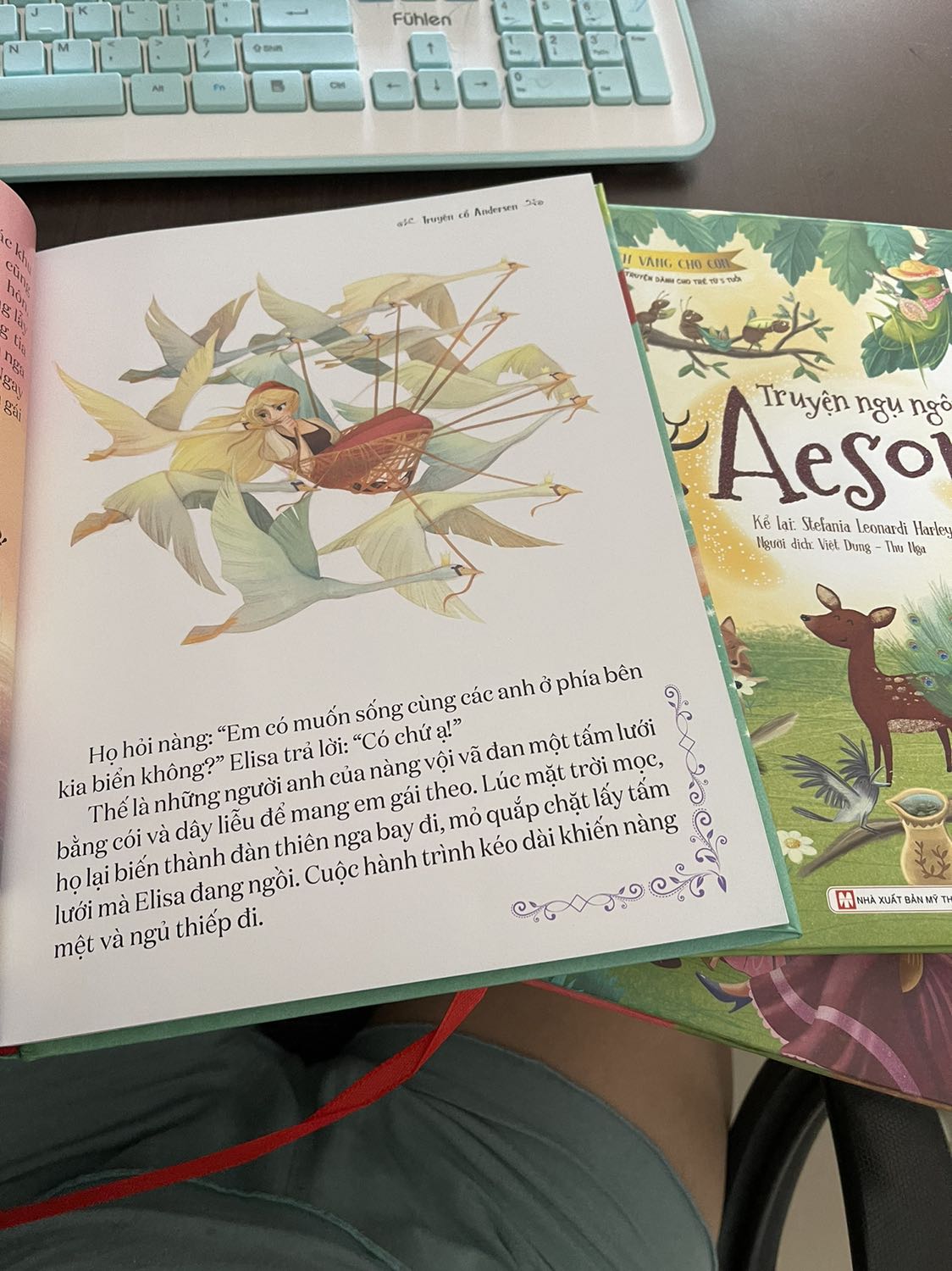 Chờ hàng hơi lâu tuy nhiên sách đẹp. Bên trog giấy in đẹp. Chưa đọc nên chưa biết nội dung như nào