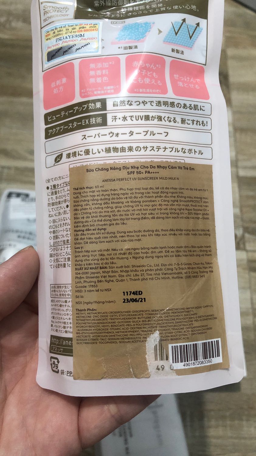 Check mã vạch thì thấy chưa được kiểm chứng và xác thực từ nhà sản xuất, mua bộ đôi được giảm sâu, còn được tặng thêm 2 tuýp chống nắng. Hoang mang. Check mã vạch thì thấy chưa được kiểm chứng và xác thực từ nhà sản xuất, mua bộ đôi được giảm sâu, còn được tặng thêm 2 tuýp chống nắng. Hoang mang.