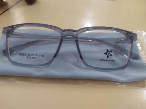 Sản phẩm vừa chất lượng, đẹp vừa giá cả phù hợp với học sinh, sinh viên, shop còn rất tận tình và chu đáo. Rất đáng để mọi người dành thời gian để xem xét và mua các sản phẩm của OURESS