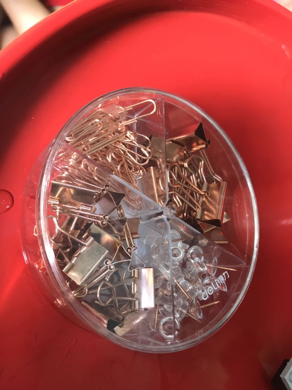 Sản phẩm khá đẹp, gia công sắc sảo, không bị bén cạnh, không bị bavia, màu sang trọng. Rất đáng để mua.