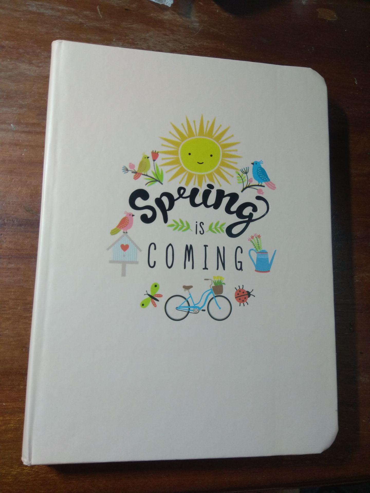 Sổ đẹp ❤️❤️❤️❤️
Giấy có 3 loại khác nhau❤️❤️❤️
Giá cả phải chăng❤️❤️❤️