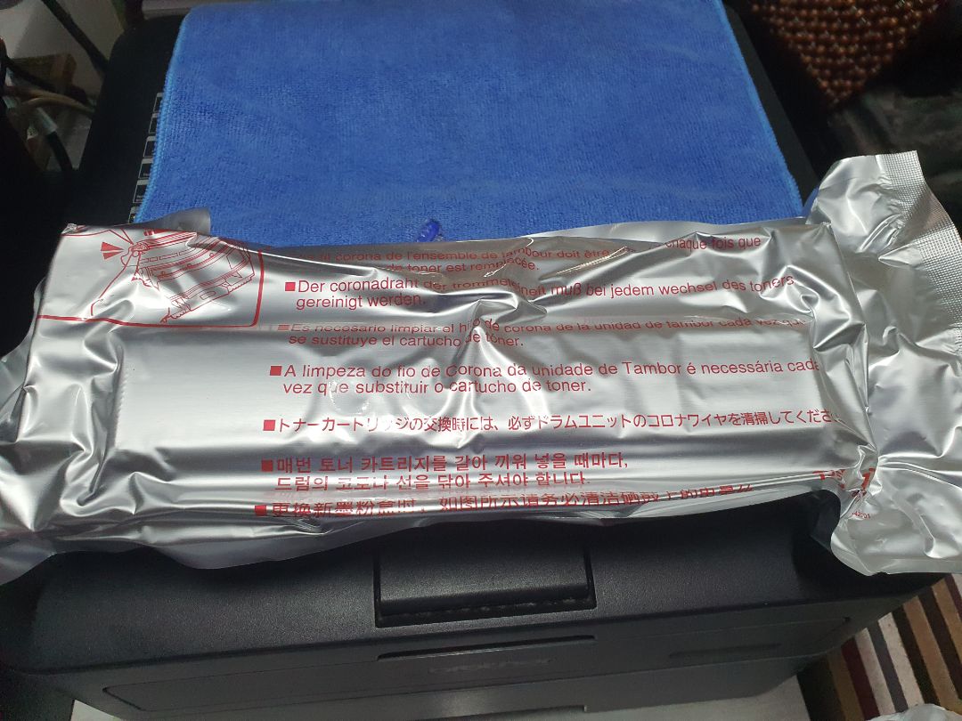 mực xài tốt, hàng giao thùng hơi móp méo nhưng không ảnh hưởng đến chất lượng bên trong. giao hàng nhanh. sẽ ủng hộ tiếp