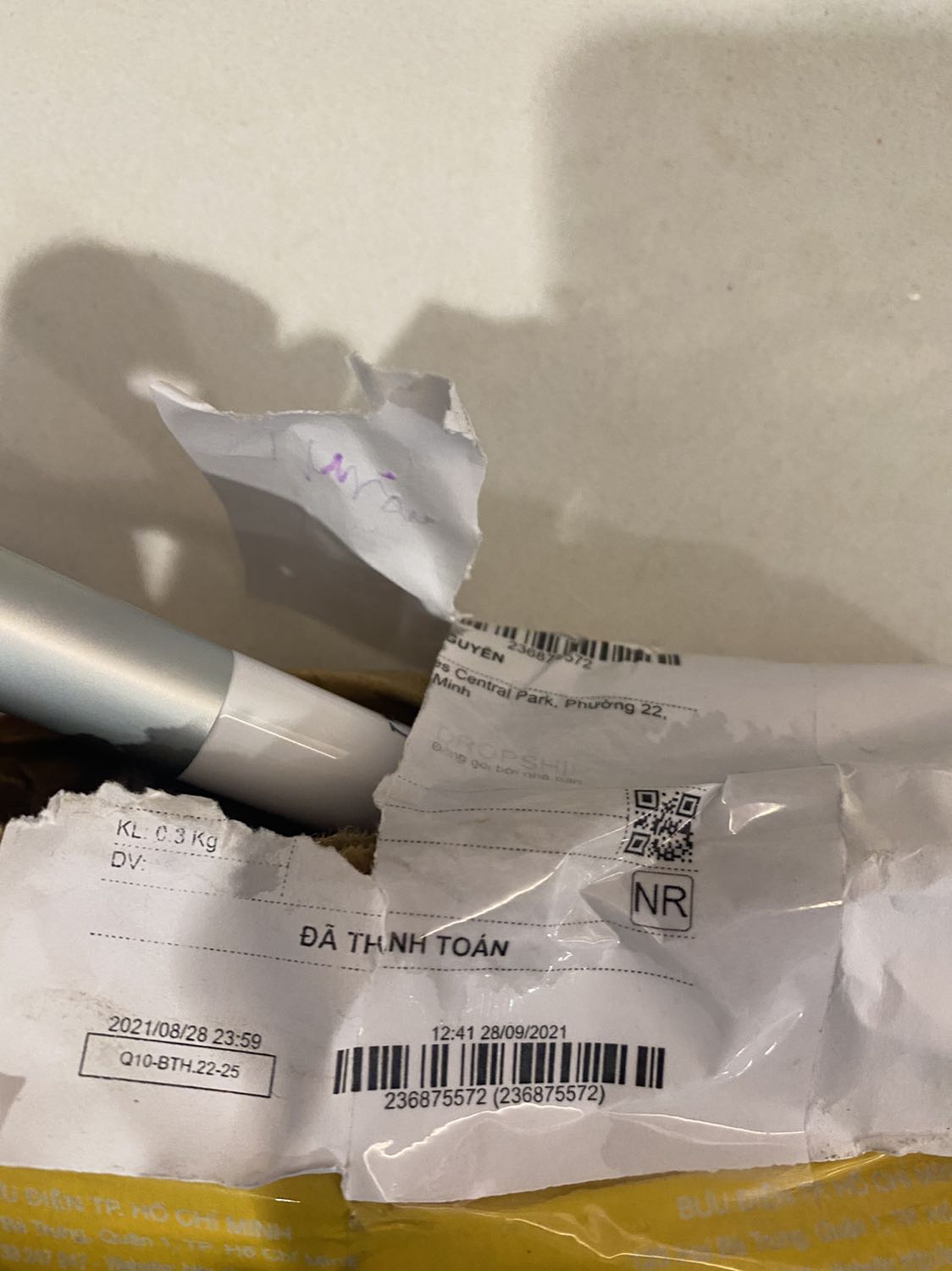 Giao hàng thiếu dù đã thanh toán trước qua Momo. Đặt 3 sp nhưng chỉ giao có 1 sp.