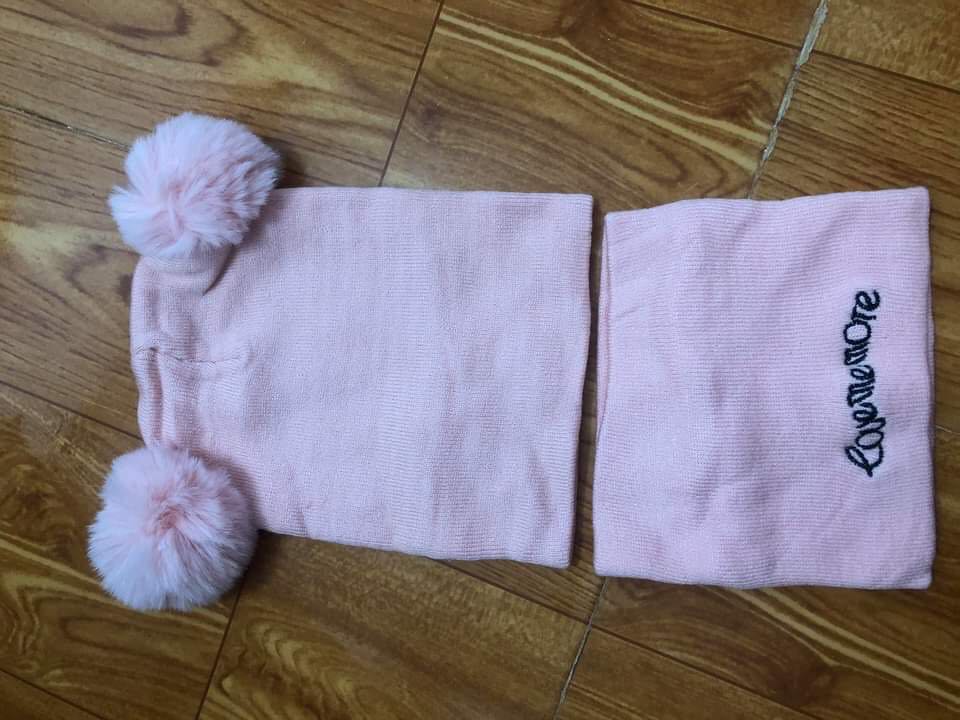 Sohp nên cho người mua chọn màu , vì con gái màu gì cũng được , còn con trai màu hồng sao đội được sohp , e con trai giờ sohp gửi về màu hồng thì sao đội được