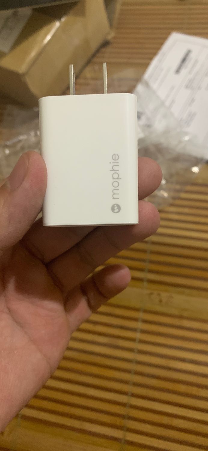 Hàng nhìn chắc chắn. Có tem đảm bảo. Còn độ bền chưa đánh giá được