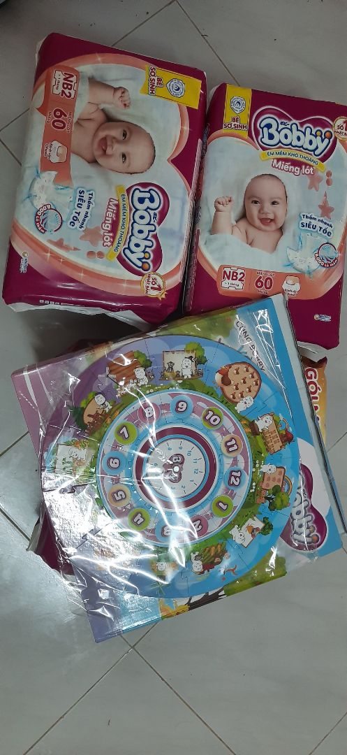 mua giá sale 100k, và đc áp mã shop giảm 8% và mã tiki 100k cho đơn 1tr. giao hàng rất nhanh và đc tặng quà  cho đơn 1tr. tuy nhiên quà hơi thất vọng 1 tí, là vòng xoay làm bằng  bìa ép cứng mua giá sale 100k, và đc áp mã shop giảm 8% và mã tiki 100k cho đơn 1tr. giao hàng rất nhanh và đc tặng quà  cho đơn 1tr. tuy nhiên quà hơi thất vọng 1 tí, là vòng xoay làm bằng  bìa ép cứng