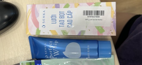 Đã nhận hàng, nhanh chóng, shipper dễ thương, sản phẩm đóng gói chắc chắn, chai serum sang xịn mịn 🥰🥰🥰
