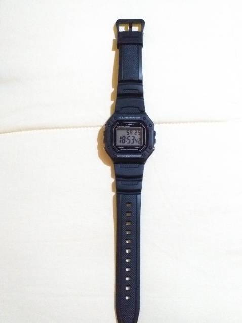 Đúng như quảng cáo. Giao hàng nhanh. Mẫu mã đẹp, chất lượng thì sử dụng một time thì mới biết. Thấy quảng cáo pin sd đến 7 năm nên mua, nhưng kg rõ có được lâu vậy kg nữa. Cảm ơn shop.