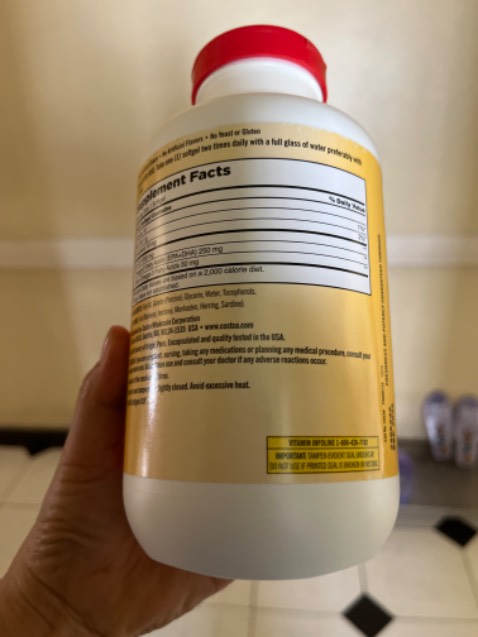 Hàng đóng gói rất tuyệt. Loại túi khí tốt giúp bảo vệ hộp ko bị móp méo. Sp date xa, có tem chống hàng giả (ko biết chống được ko?!) hiiii cảm ơn shop.